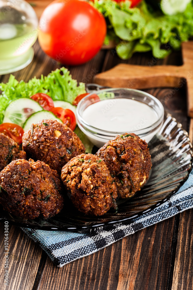 Chickpea falafel balls with vegetables Chickpea falafel balls with vegetables