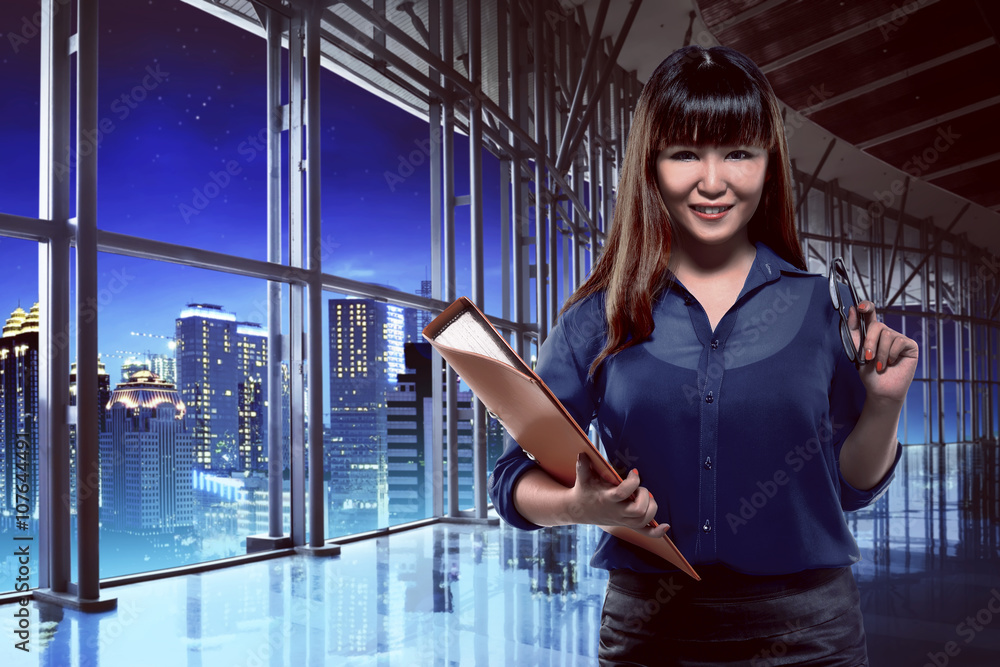 Fototapeta premium Asian business woman