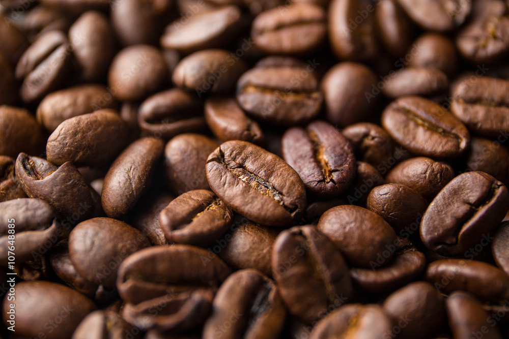 Obraz premium Palone ziarna kawy
