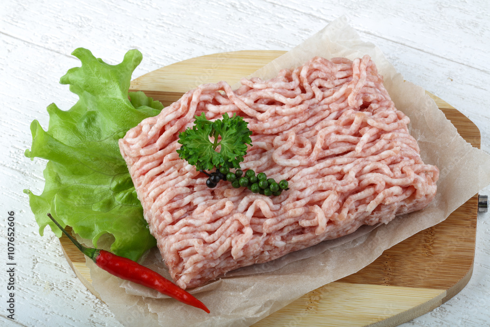 Raw minced meat