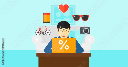 Man shopping online using his laptop.