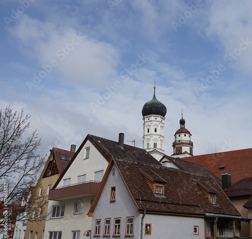 Stadtbild Giengen an der Brenz mit Kirchtürmen der Stadtkirche