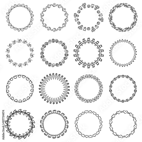 Round black and white border frame with doodle flowers