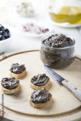 toasted bread with olive pate