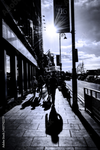 Canvas Print Walking the streets of Dublin late afternoon