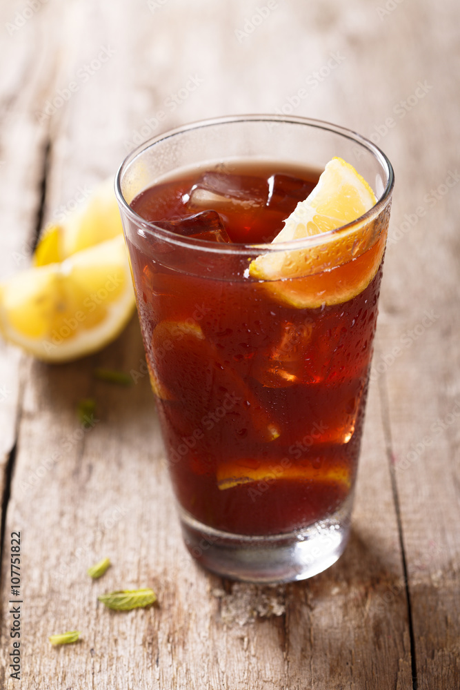 Ice tea with pomegranate Ice tea with pomegranate