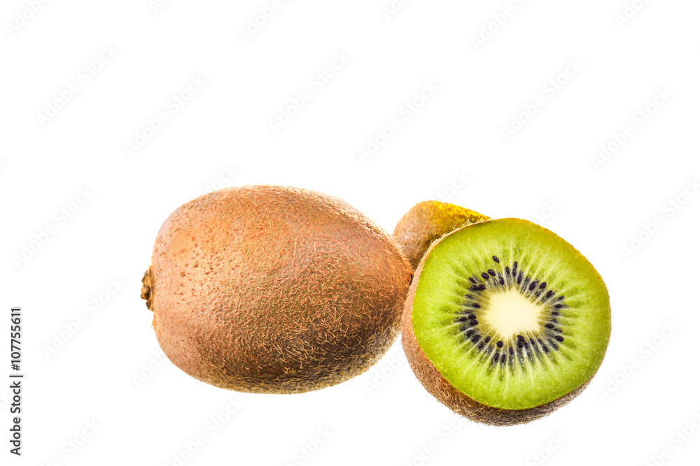 Obraz premium Kiwi fruit isolated on white background