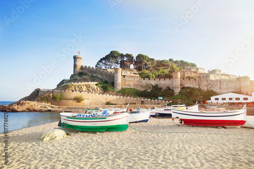 Canvastavla Mediterranean village of Tossa de Mar,Spain