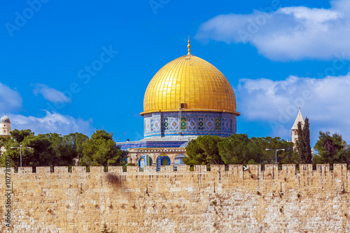 Al-Aqsa Mosque at Day  Jerusalem  Israel