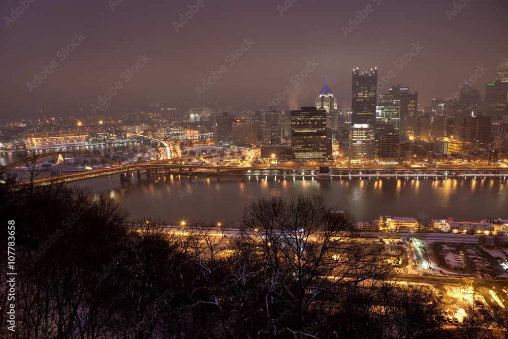 The Pittsburgh, Pennsylvania skyline at night