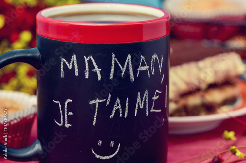 breakfast and text maman je t aime, I love you mom in french photo