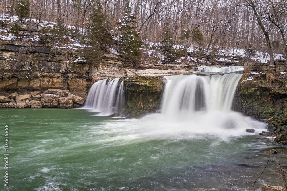 Fototapeta premium Spring Thaw at Upper Cataract Falls in Owen County, Indiana
