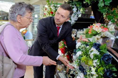 woman choosing flowers