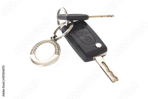 Remote control car keys with metal keyring