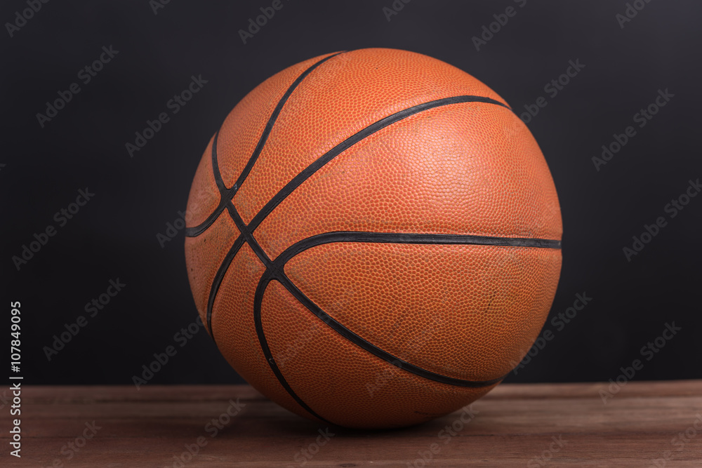 Fototapeta premium Closeup old basketball basket ball