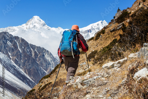 Hike in Himalayas © Galyna Andrushko