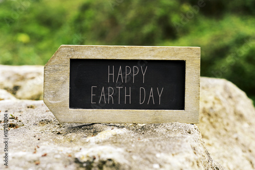 chalkboard with the text happy earth day