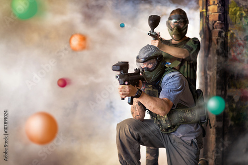 Play paintball game photo