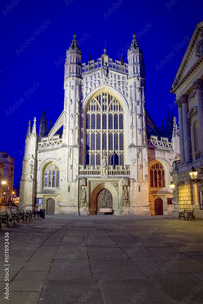 Bath Cathedral by night