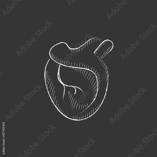 Heart. Drawn in chalk icon.