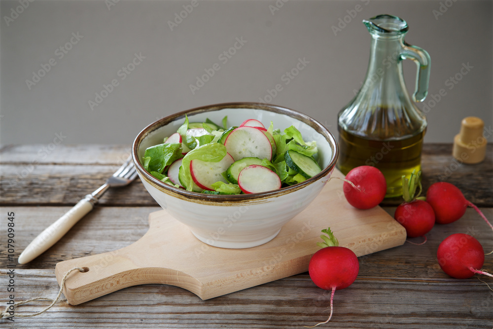 Fresh salad with radish and cucumber
Fresh salad with radish and cucumber