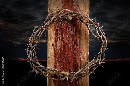 Canvas Print Crown of Thorns on Cross