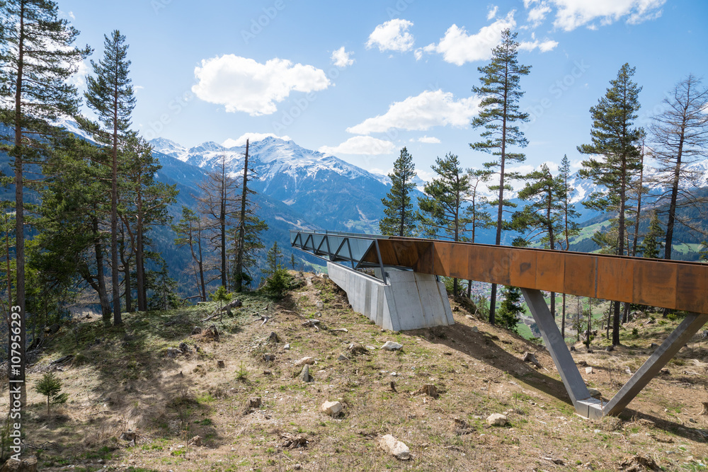 Aussichtsplattform beim Naturparkhaus Kaunergrat - Piller Höhe