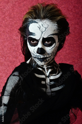 Girl makeup skeleton