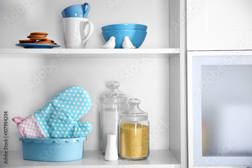 Tableware and kitchenware o...