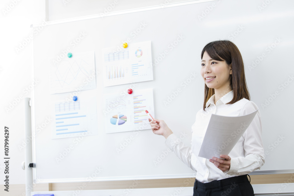 ビジネス 女性 ビジネス 女性
