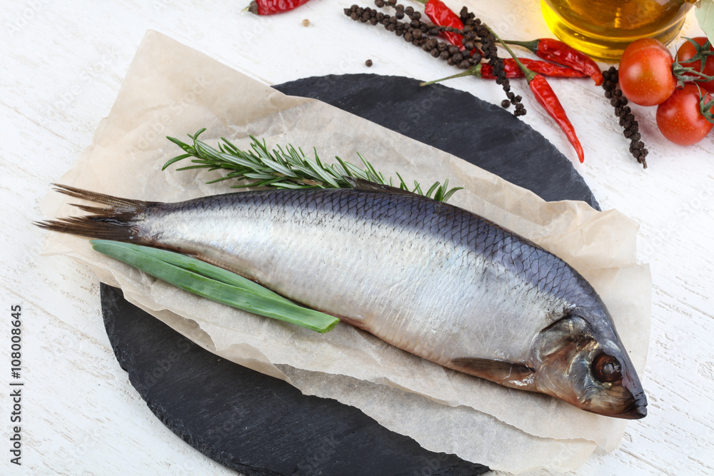 Herring with onion and rosemary Herring with onion and rosemary