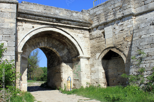 Fototapeta Naklejka Na Ścianę i Meble -  The Fortress Entrance and Arc