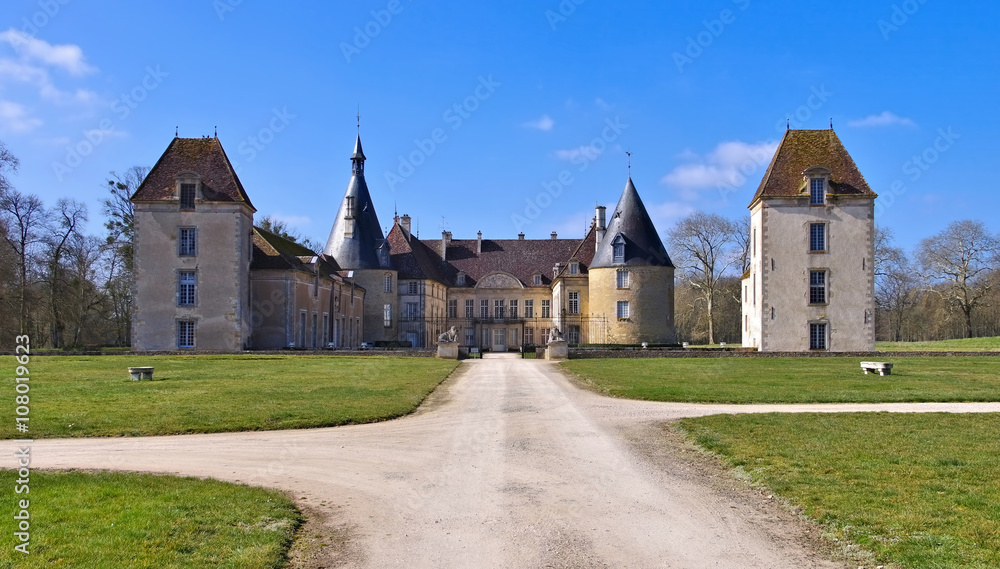 Commarin Chateau - Chateau Commarin in France