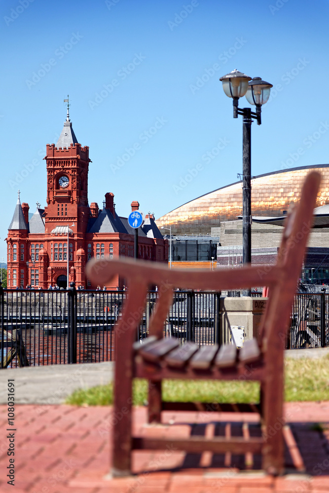 Naklejka premium Pierhead Building in Cardiff Bay