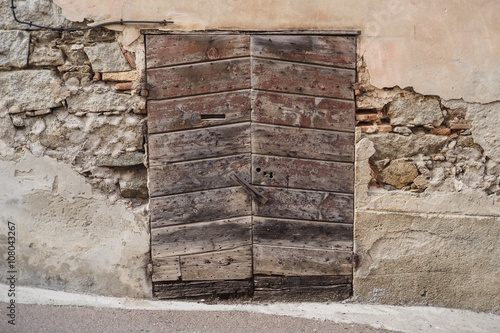 Old wood door photo