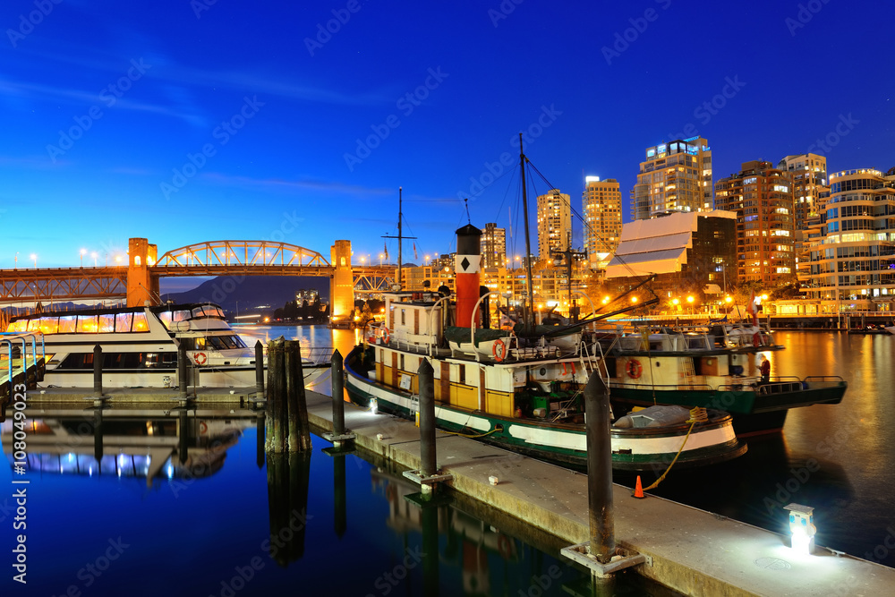 Fototapeta premium Vancouver False Creek