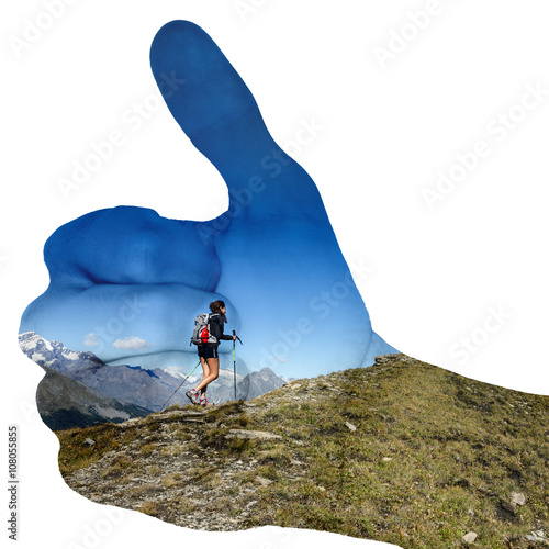 Ok con mano e escursionista in montagna