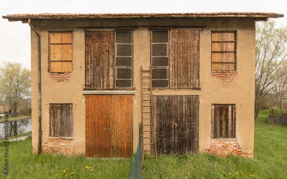 Abandoned farm