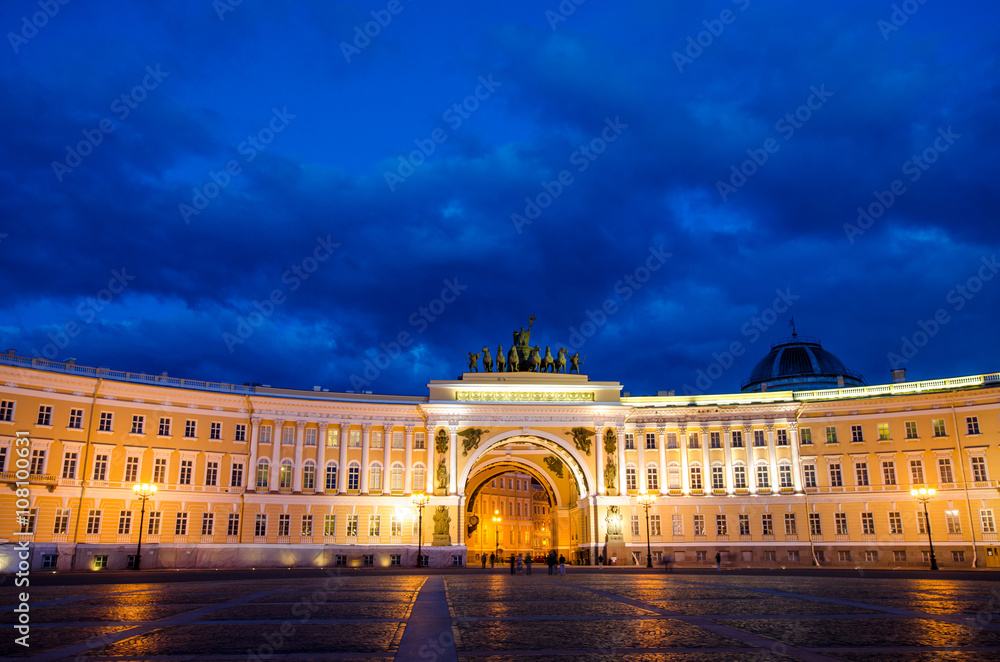 Naklejka premium Palace Square in St. Petersburg