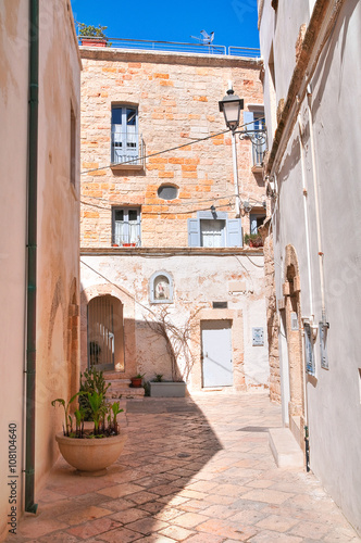 Alleyway. Polignano a mare. Puglia. Italy. © Mi.Ti.