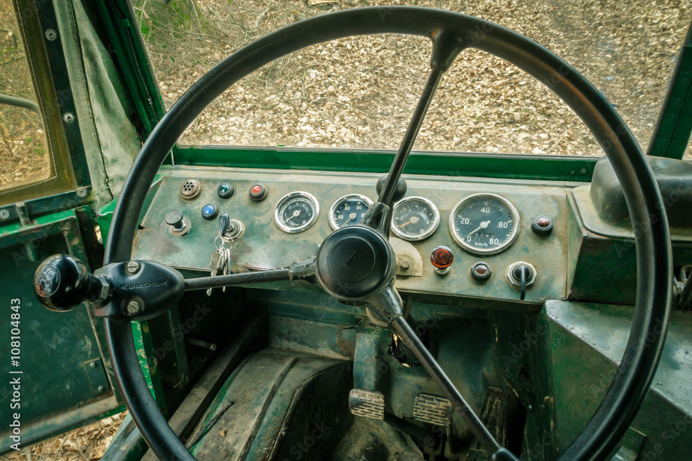 Obraz premium Innenansicht Unimog 411
