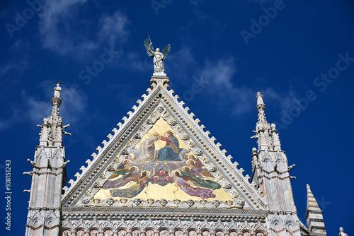 Foto cattedrale di Siena, Italia, dettaglio della facciata