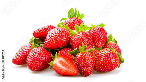 Frische Erdbeeren isoliert