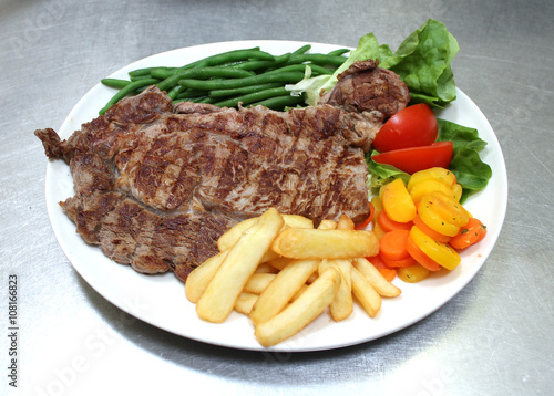 entrecôte frites