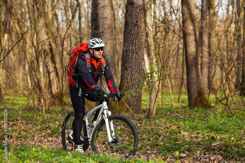Mountain Bike cyclist riding single track