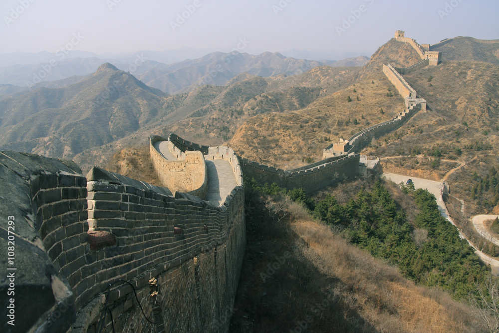the great wall of china on a sunny day