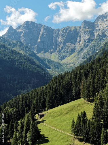 Blick auf die Steinwand photo