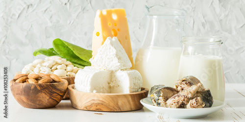 Selection of food that is rich in calcium photo