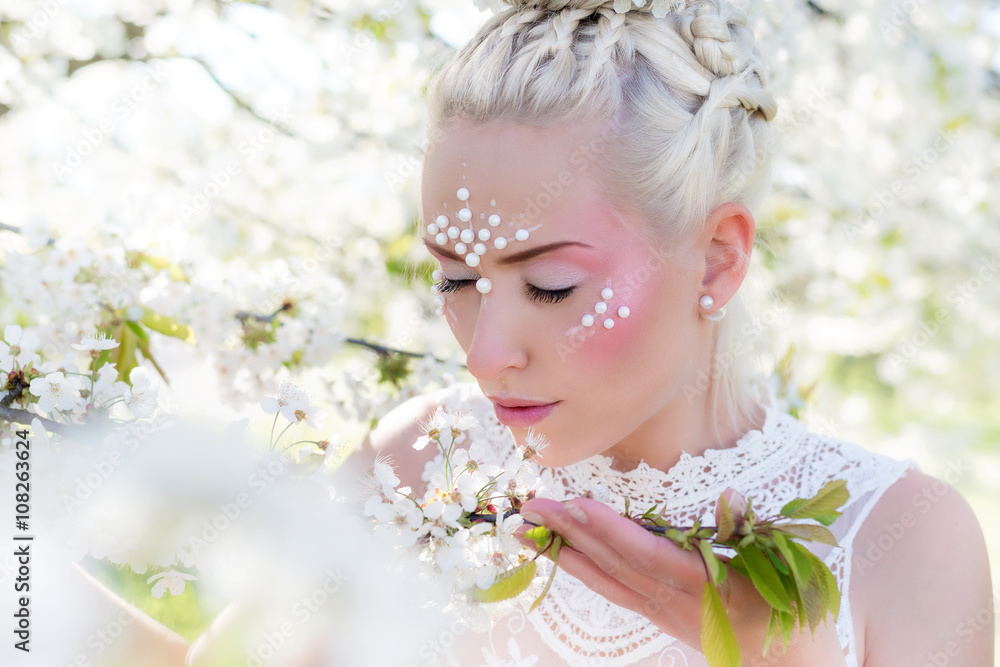 Kreatives Make-up, Event Make-up, Frühling Kreatives Make-up, Event Make-up, Frühling