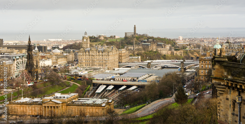 Wide view of central Edinburgh with the National Gallery, Waverly, Calton Hill, the Balmoral and the Scott Monument, seen from Edinburgh Castle